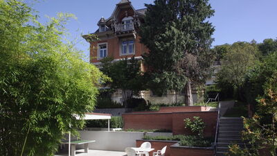 Villa am Zürichberg mit Wohnhaus